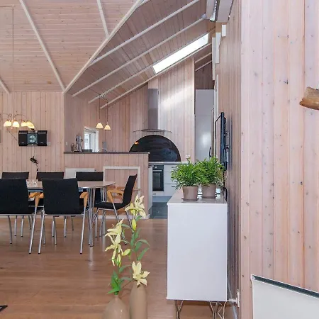 Dom wakacyjny Four-bedroom Holiday In Toftlund 9 *