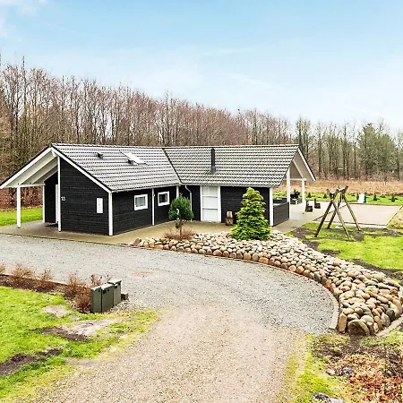 Four-bedroom Holiday In Toftlund 9 Arrild